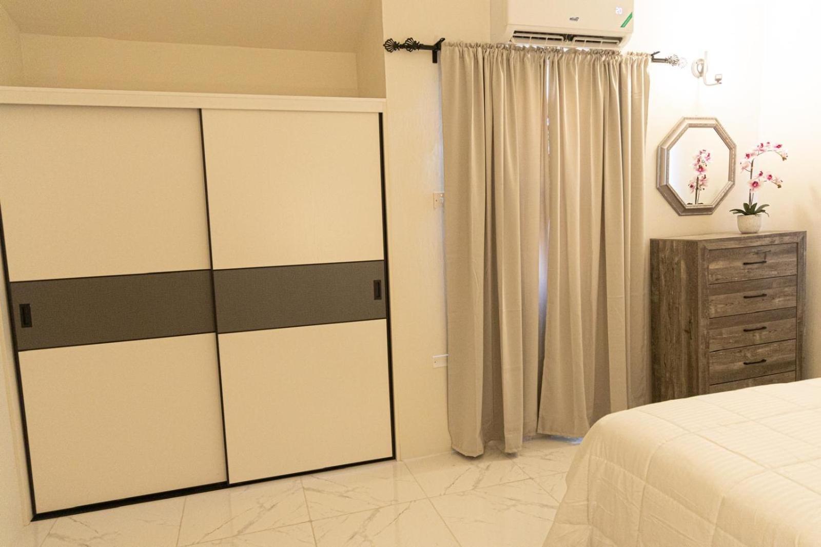 Phoenix Park Villas - Portmore - 10Mins To Beach Luaran gambar